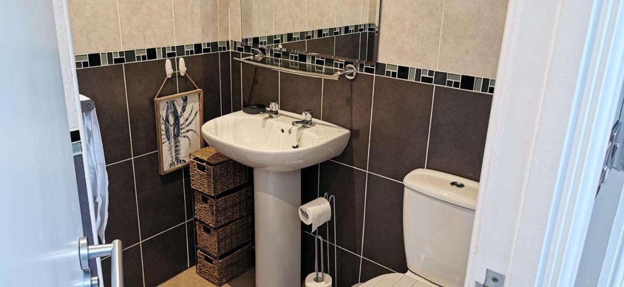 17 South Street Top Flat Скарборо Экстерьер фото