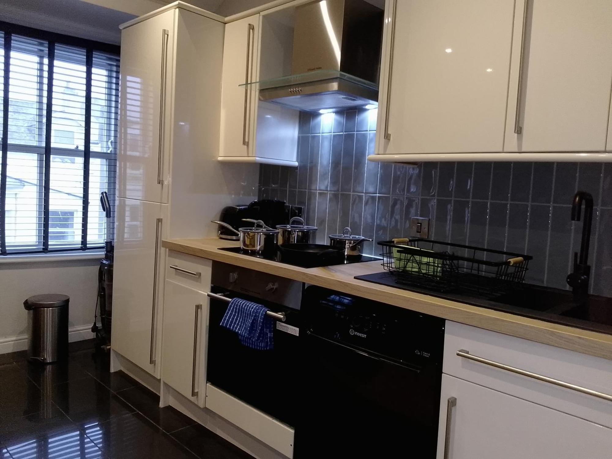 17 South Street Top Flat Скарборо Экстерьер фото