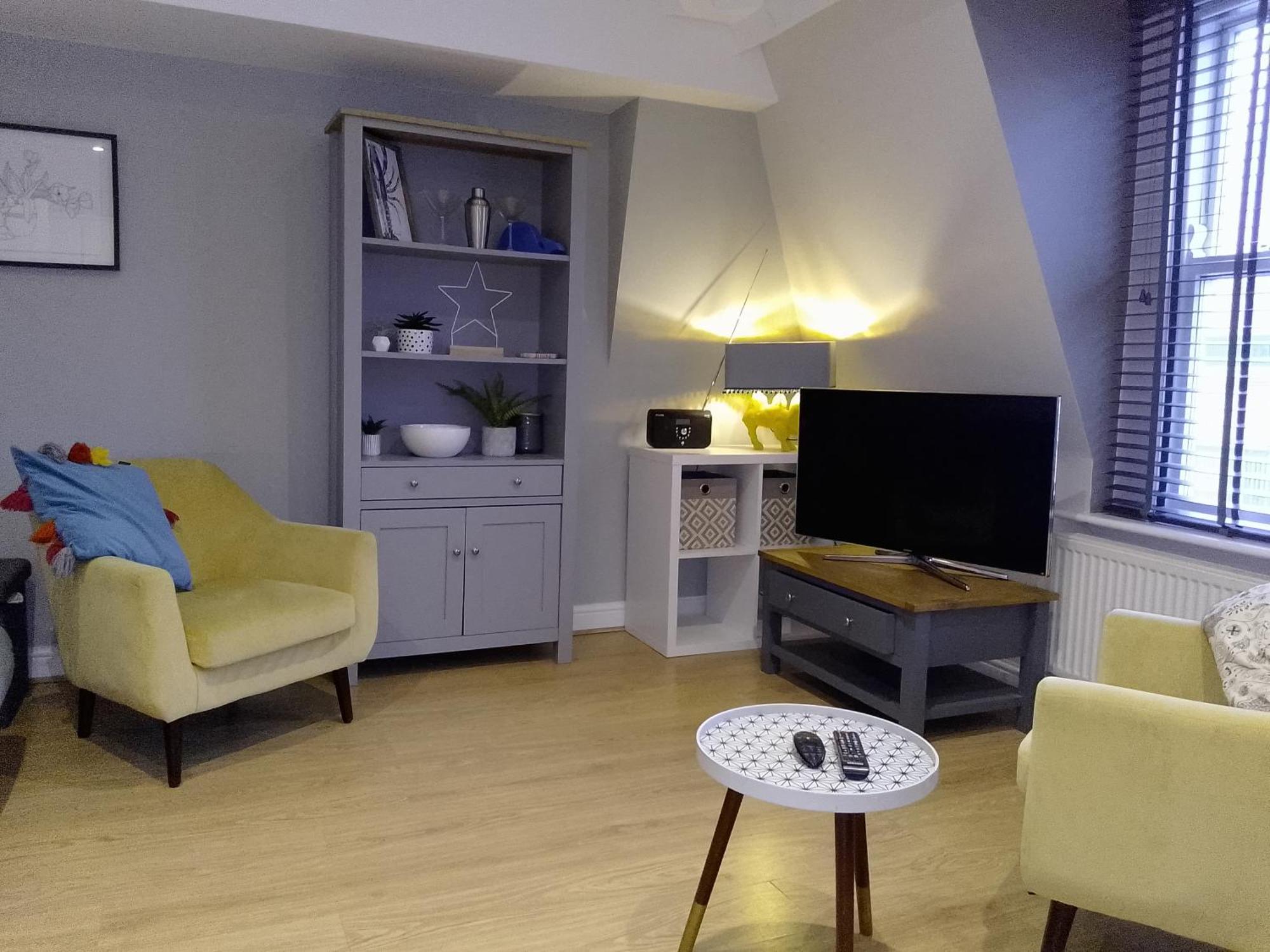 17 South Street Top Flat Скарборо Экстерьер фото